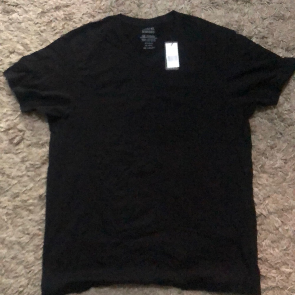 Chapel &Greed  V neck tshirt